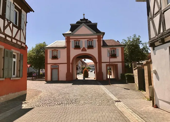 別荘 Kerzenheimer Tor Göllheim